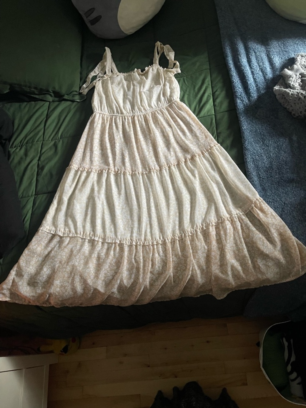 Delicate Cream and White Floral Maxi Babydoll Dress